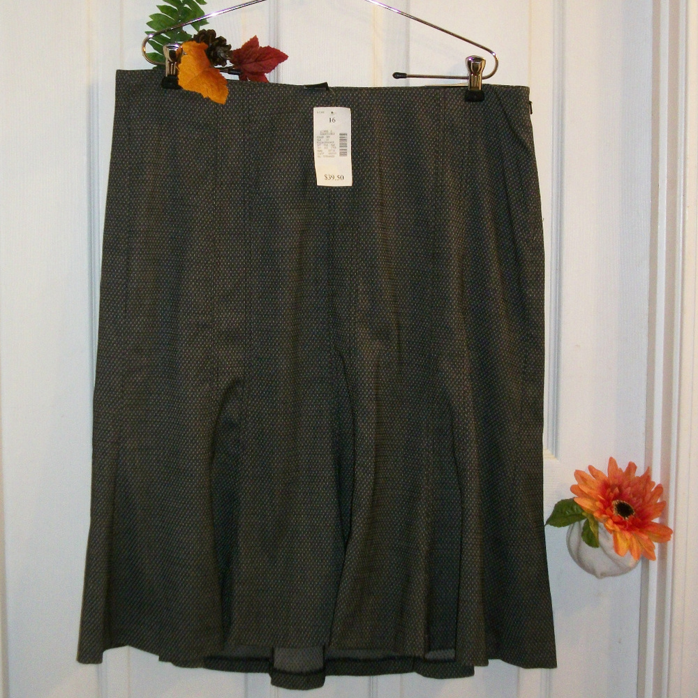 LANE BRYANT Black White Tulip Skirt NWT